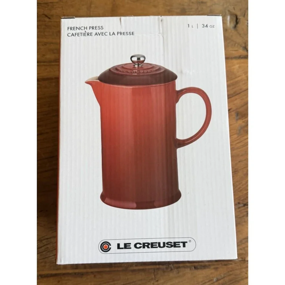 Le Creuset Stoneware 34 oz 1 Liter French Press Licorice Matte Black NEW